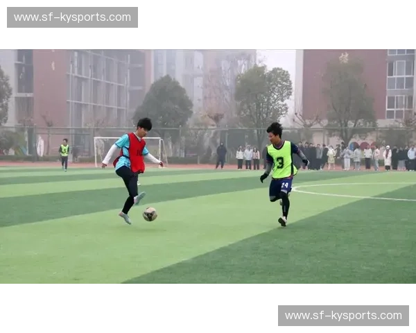 绿茵场上的燃情对决：联曼与皇家盐湖，一场不可错过的足球盛宴